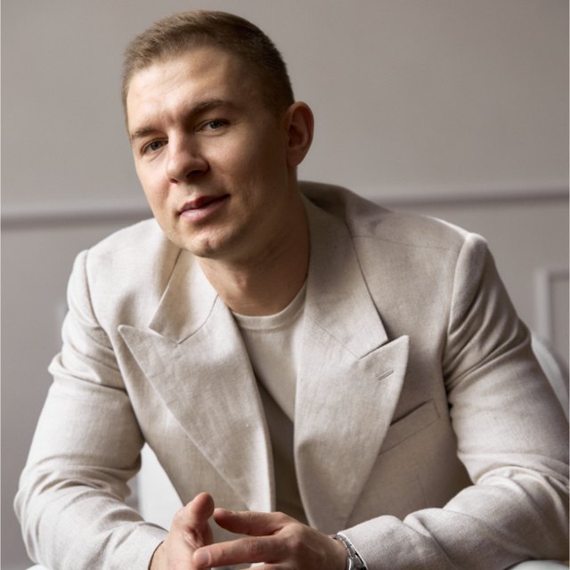 Максим Шкурин, директор по продажам